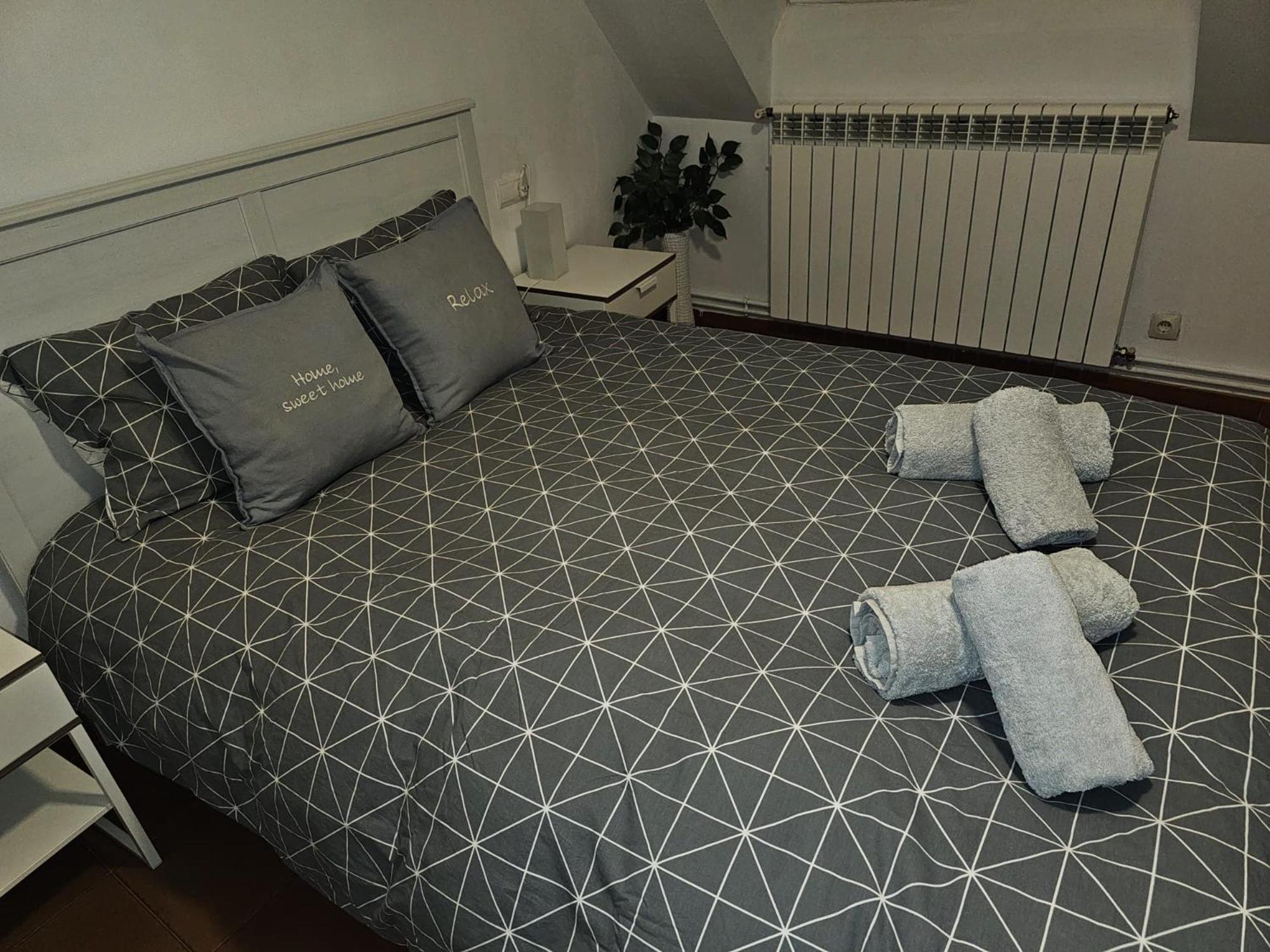 Apartamento AticoCiudadela Jaca Exterior foto